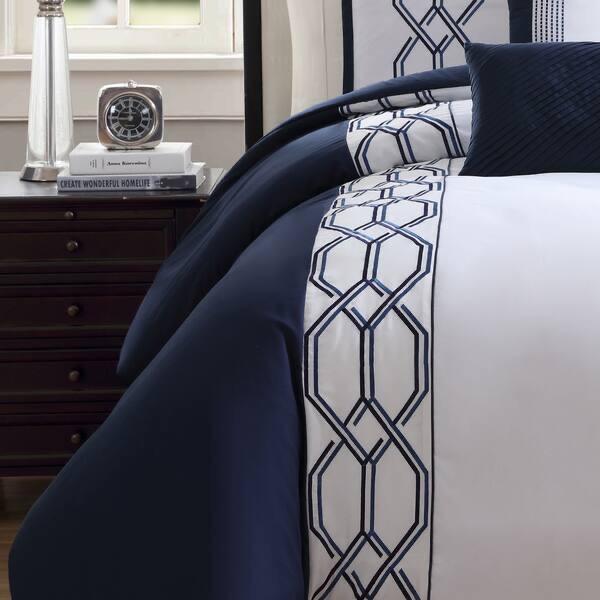 Renard 7-piece King Size Comforter Set in Navy/White - Machann.com