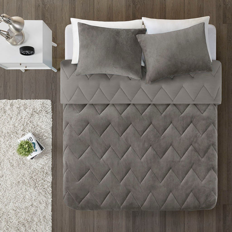 Intelligent Design Kai Solid Chevron Quilted Reversible Microfiber to Cozy Plush 3 Piece Comforter Mini Set